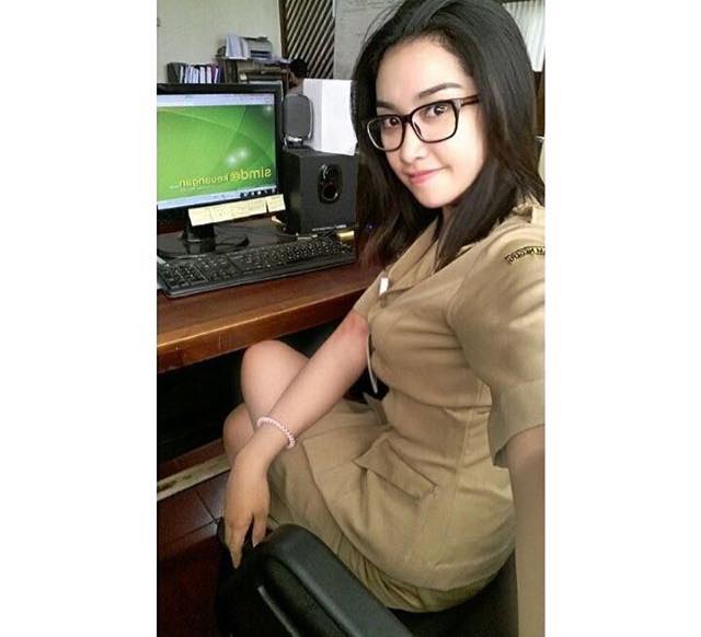 Guru Video Viral 2025 Ibu Guru Dan Imuk Penasaran Becek Apem Nya Di Tutorial Global Top New