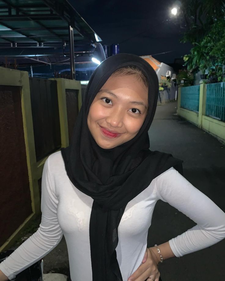 10 Trending Viral Indonesia Video Wiwik Indo Terbaru 2025 Anjay Hijab Kebaya