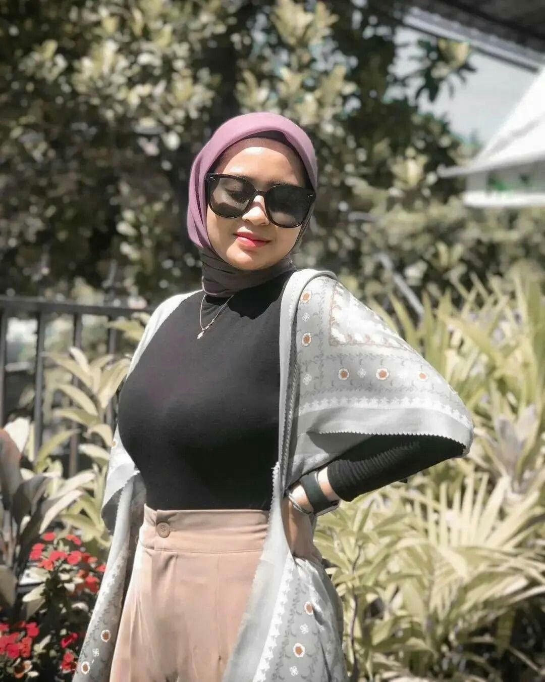 ABG Viral hijab Trending bergoyang di atas ranjang posisi ngulek New Top 2026