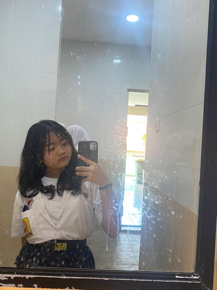 Viral 2026 Bocil SMP Rajin Belajar Hingga Buka Baju depan Kamera Top Trending Global Indonesia 2026